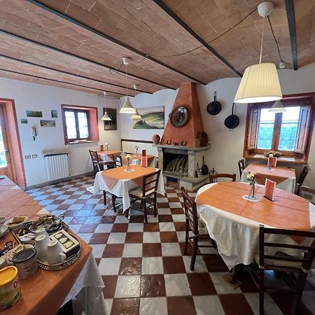 Bed and Breakfast Mancino Поджибонси Экстерьер фото